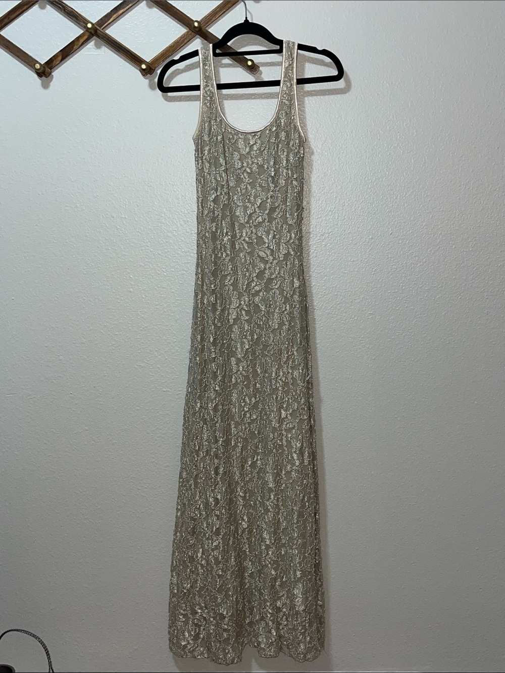 Long lace dress